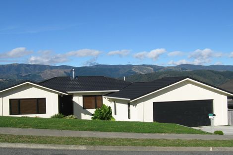 Photo of property in 26 Kirton Drive, Riverstone Terraces, Upper Hutt, 5018