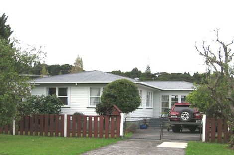 Photo of property in 20 Huruhuru Road, Massey, Auckland, 0614