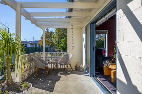 Photo of property in 27 Holyrood Street, Taradale, Napier, 4112