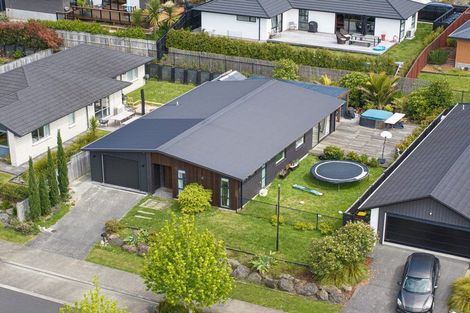 Photo of property in 6 Urumaraki Avenue, Helensville, 0800