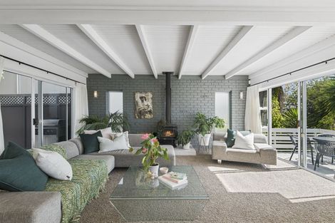 Photo of property in 47 Aotearoa Terrace, Murrays Bay, Auckland, 0630