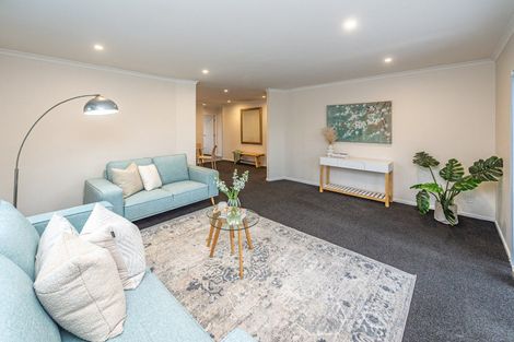 Photo of property in 1 Loader Place, Tawhero, Whanganui, 4501