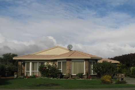 Photo of property in 50 Cedar Drive, Paraparaumu Beach, Paraparaumu, 5032