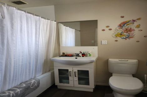 Photo of property in 17 Lytton Street, Feilding, 4702