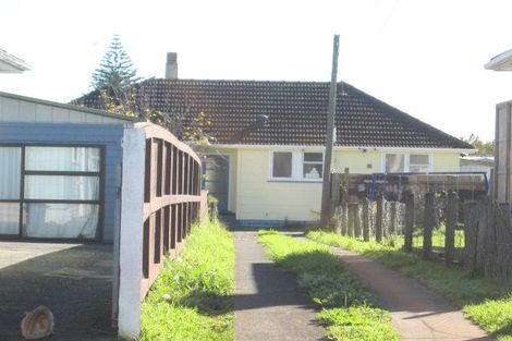 Photo of property in 15 Healy Road, Manurewa, Auckland, 2102