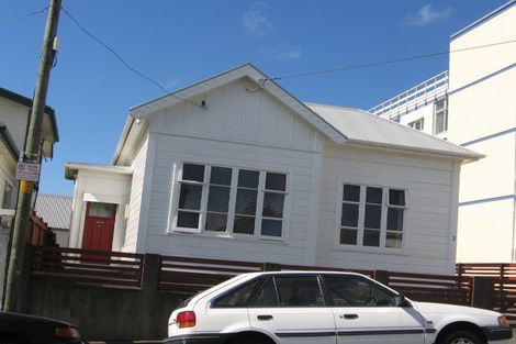 Photo of property in 3 Levy Street, Mount Victoria, Wellington, 6011