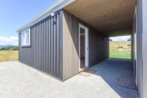 Photo of property in 70 Jeffries Road, Brightwater, 7091