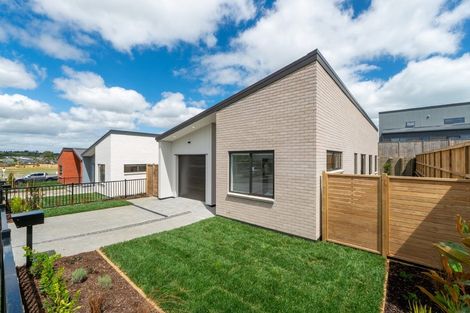 Photo of property in 3 Kakahi Road, Beachlands, 2018