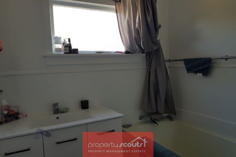 Photo of property in 18 Moana Crescent, Blagdon, New Plymouth, 4310