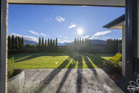 Photo of property in 21 South Arm Drive, Te Anau, 9600