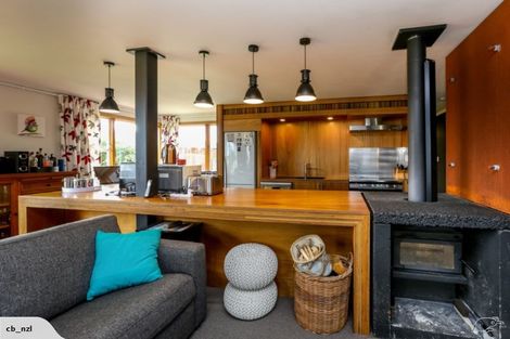 Photo of property in 25 Manu Crescent, Upper Vogeltown, New Plymouth, 4310