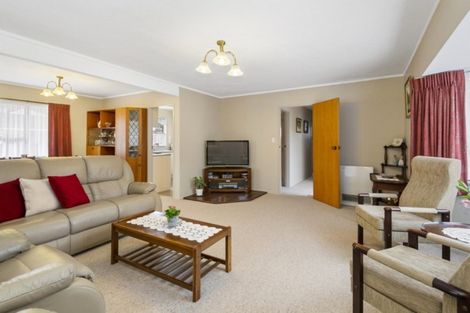 Photo of property in 26 Beauchamp Street, Tawa, Wellington, 5028