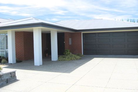 Photo of property in 27 O'neill Avenue, Northwood, Christchurch, 8051