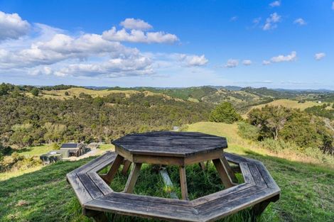 Photo of property in 957 Bull Road, Paparoa, 0193