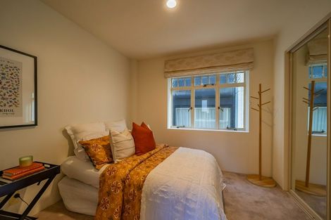 Photo of property in 4/154 Oriental Parade, Oriental Bay, Wellington, 6011