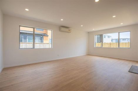 Photo of property in 4 Toanui Road, Hobsonville, Auckland, 0616