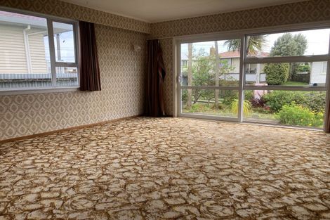 Photo of property in 32 Watene Crescent, Waitara, 4320