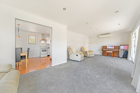 Photo of property in 11 Terminus Street, Silverstream, Upper Hutt, 5019