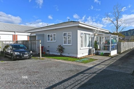 Photo of property in 588 Fergusson Drive, Trentham, Upper Hutt, 5018