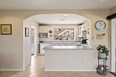 Photo of property in 25 Heaphy Place, Casebrook, Christchurch, 8051