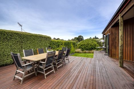Photo of property in 72 Rochfort Road, Havelock North, 4130