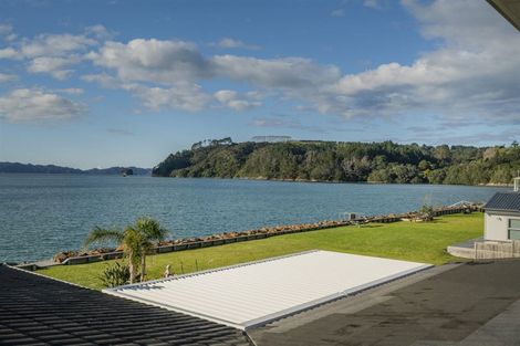 Photo of property in 141 Captain Cook Road, Cooks Beach, Whitianga, 3591