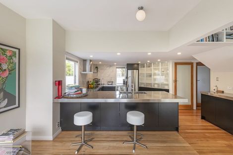 Photo of property in 130 Karori Road, Karori, Wellington, 6012