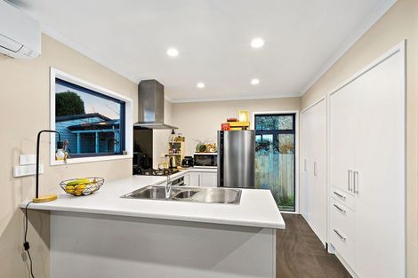 Photo of property in 67 Roberts Road, Te Atatu South, Auckland, 0610