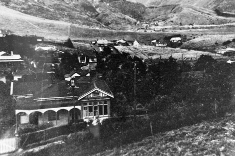 Photo of property in 21 Clark Street, Khandallah, Wellington, 6035