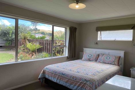 Photo of property in 3 Trigg Crescent, Taradale, Napier, 4112