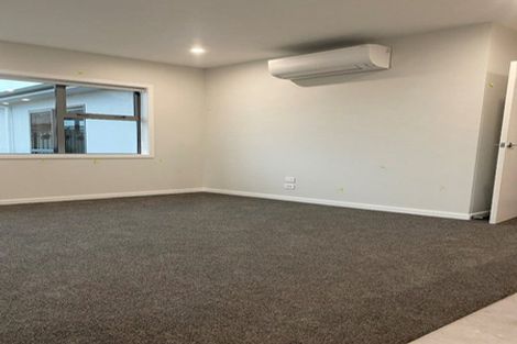 Photo of property in 1 Rangataiki Place, Awatoto, Napier, 4110