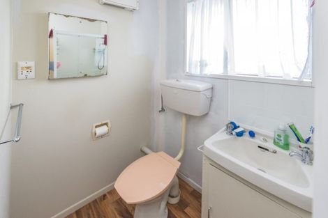 Photo of property in 4b Queen Street, Aramoho, Whanganui, 4500