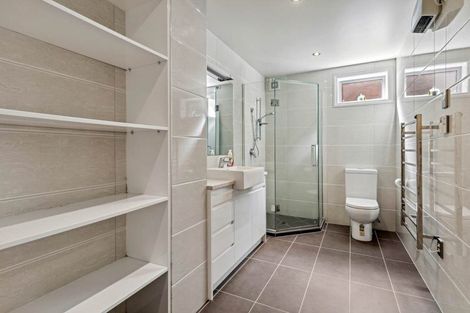 Photo of property in 27 The Avenue, Albany, Auckland, 0632