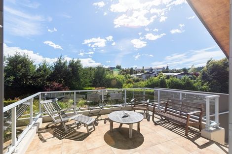 Photo of property in 5 Ridgecrest, Wanaka, 9305