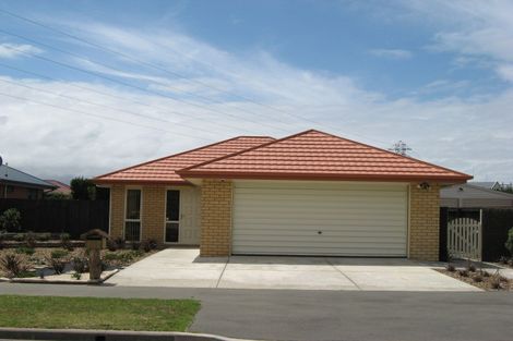 Photo of property in 76 Mauger Drive, Heathcote Valley, Christchurch, 8022