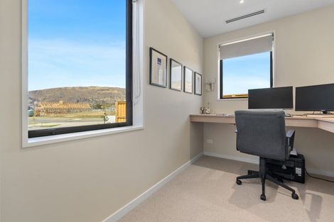 Photo of property in 21 Packer Road, Wanaka, 9382