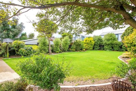 Photo of property in 238 Wainoni Road, Avondale, Christchurch, 8061