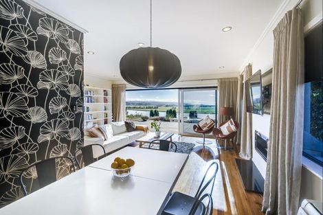 Photo of property in 292 Poraiti Road, Poraiti, Napier, 4182