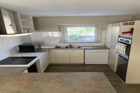 Photo of property in 354 Memorial Avenue, Burnside, Christchurch, 8053