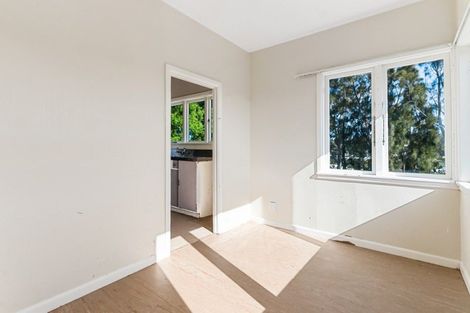 Photo of property in 3 Totara Road, Stanmore Bay, Whangaparaoa, 0932