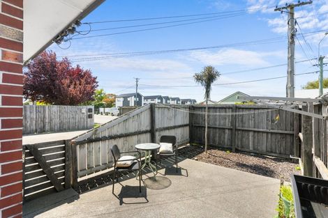 Photo of property in 1/27 Hills Road, Edgeware, Christchurch, 8013