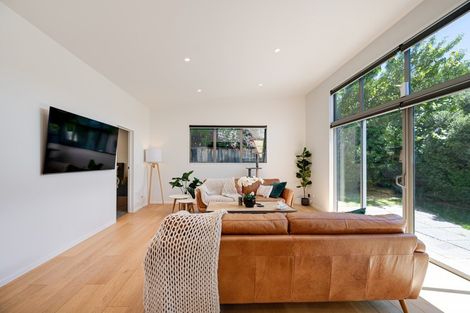 Photo of property in 8a Maple Court, Arthurs Point, Queenstown, 9371