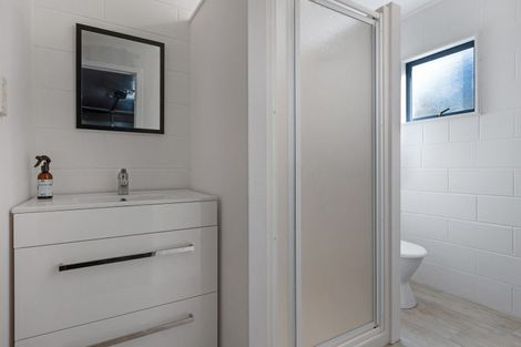 Photo of property in 33 Cable Bay Block Road, Cable Bay, 0420