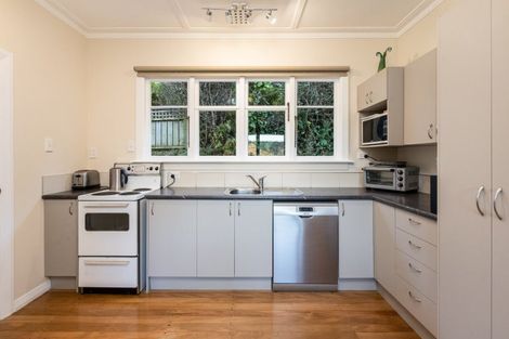 Photo of property in 10 Seddon Street, Ravensbourne, Dunedin, 9022