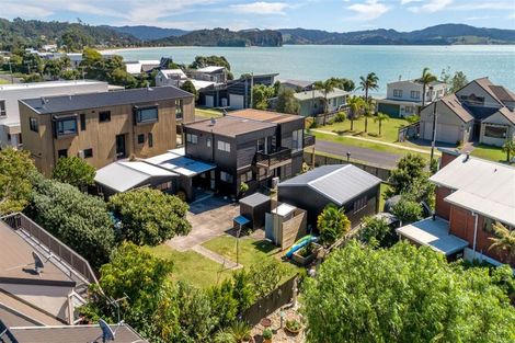 Photo of property in 142 Captain Cook Road, Cooks Beach, Whitianga, 3591