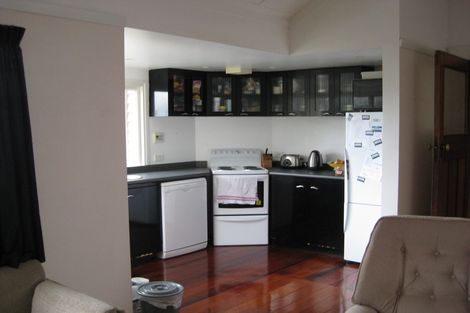 Photo of property in 30 Newman Terrace, Thorndon, Wellington, 6011