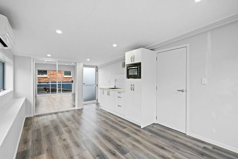 Photo of property in 19 Lawrence Crescent, Hillpark, Auckland, 2102