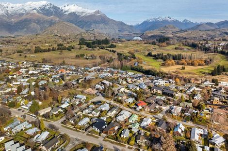 Photo of property in 20 Adamson Drive, Arrowtown, 9302