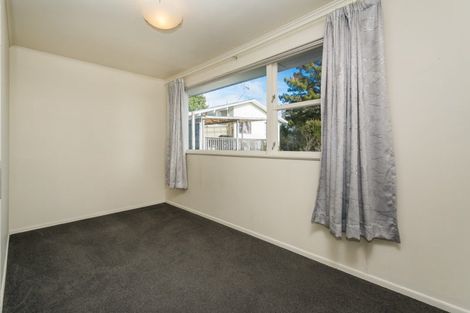 Photo of property in 62 Stott Avenue, Birkdale, Auckland, 0626