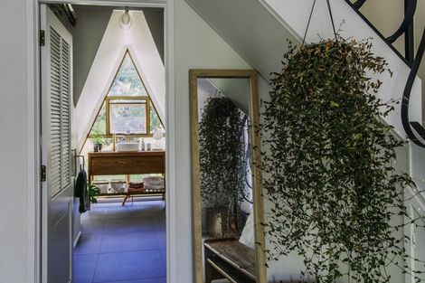 Photo of property in 12 Moana Avenue, Paihia, 0200